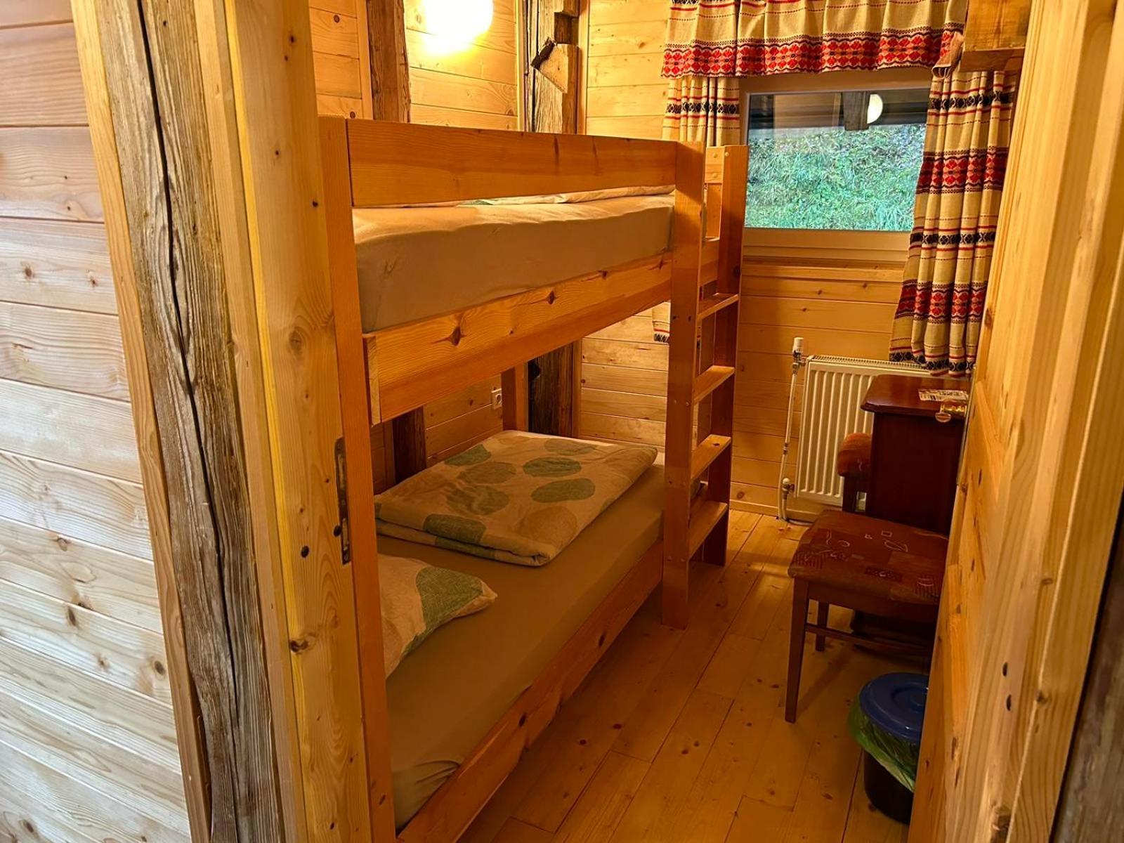House Jaro & Camp Jaro Guest House Velenje Room photo